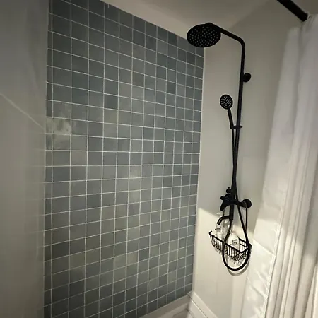 Apartment Cocon Lumineux T3 Proche De Lyon, Facile D'acces *
